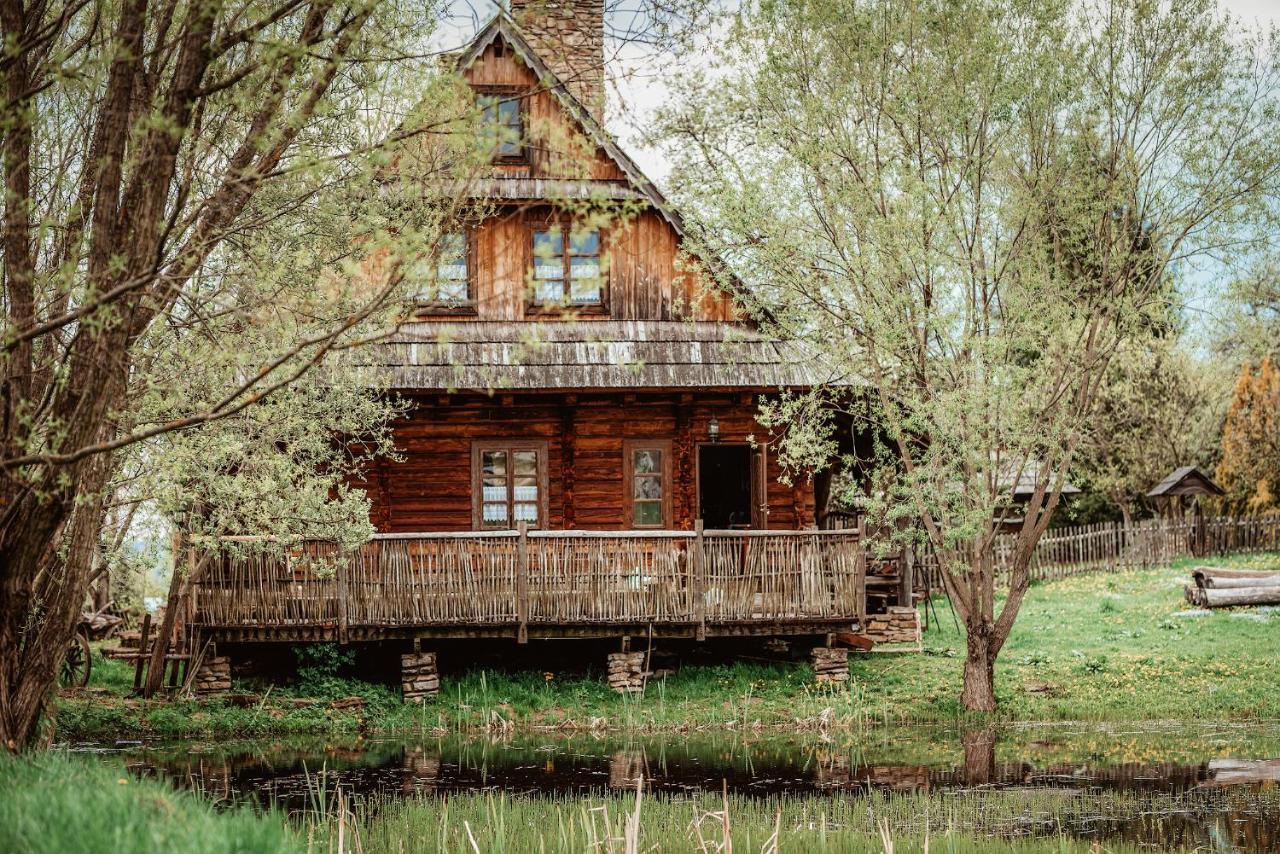 Przystanek Ropienka Lesniczowka Villa Екстериор снимка